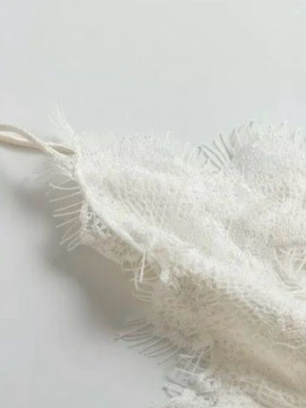 Lily Silk 100% silk lace trim camisole / creamy white / size M runs small - Picture 11 of 11